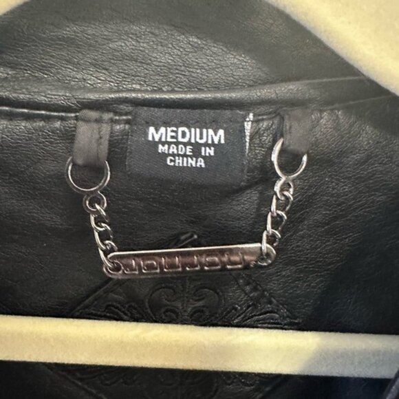 Stretchy Black Leather Jacket with Patterned Lining size Medium - Picture 2 of 10